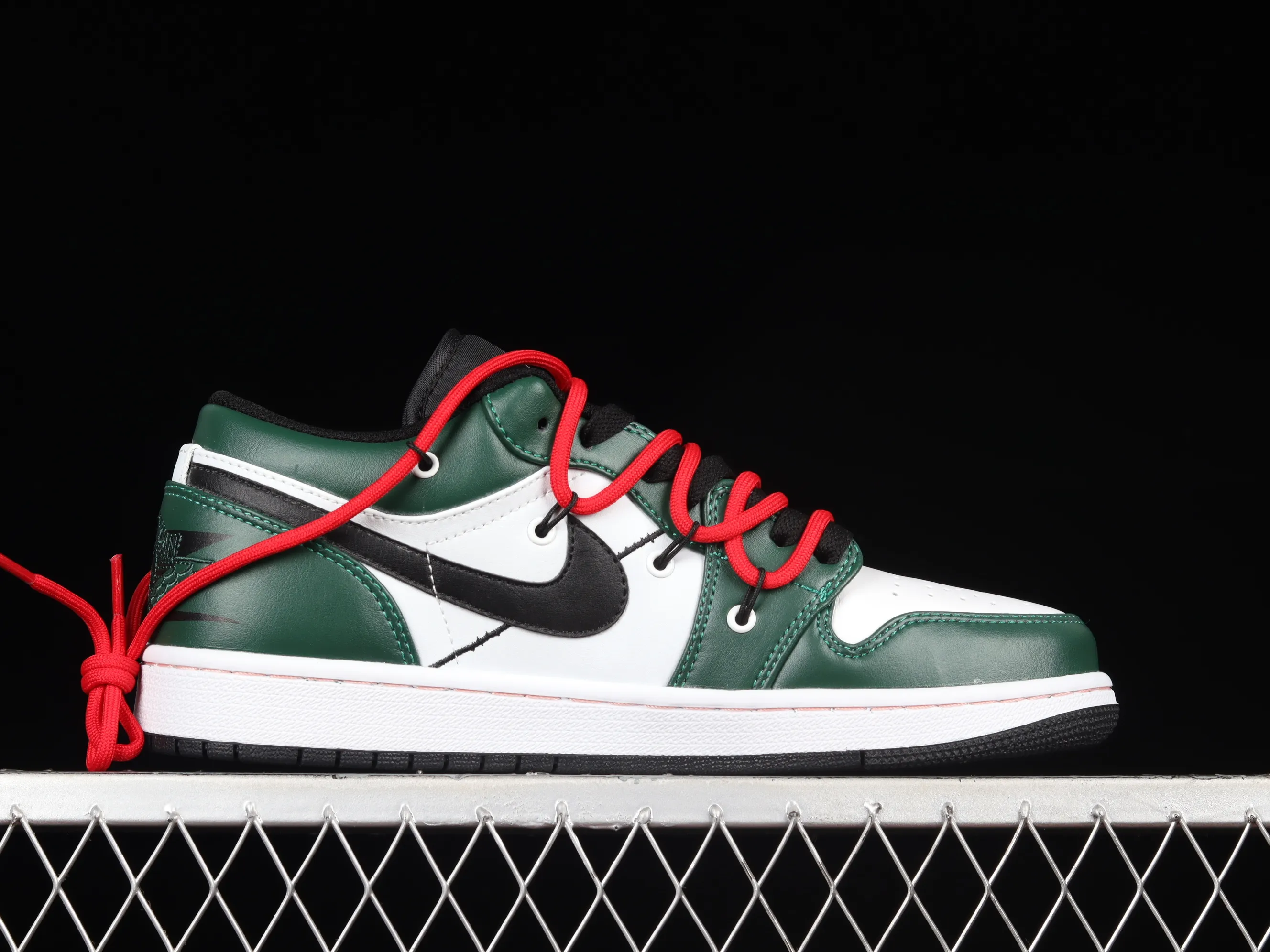 All categories Air Jordan Jordan series basketball shoes Air Jordan 1 Low Air Jordan 1 Low AJ1 Joe 1 customized version Vibe flavor deconstruction sports culture basketball shoes 553558-062
